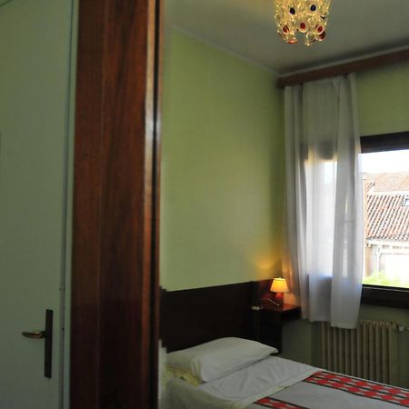 Locanda Sant'Anna Hotel Venedig Zimmer foto